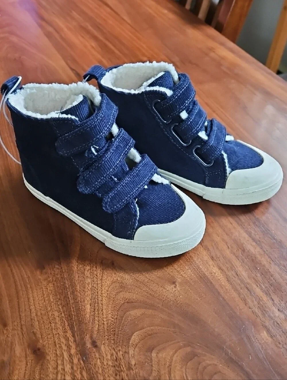 Cat & Jack Navy Corduroy High-Top Sneakers with White Trim (NWOT)